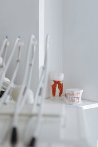 Lire la suite à propos de l’article Que devez-vous savoir sur la commande de fournitures dentaires ?